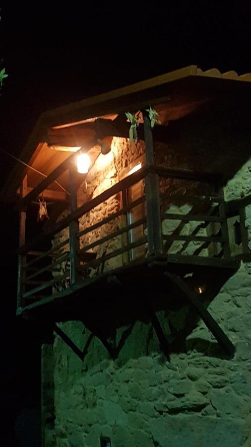 A Paragueria Sas de Penelas Exterior foto