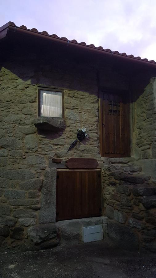 A Paragueria Sas de Penelas Exterior foto