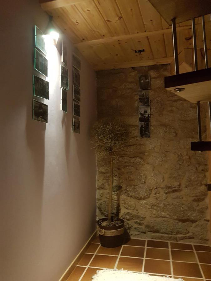 A Paragueria Sas de Penelas Exterior foto