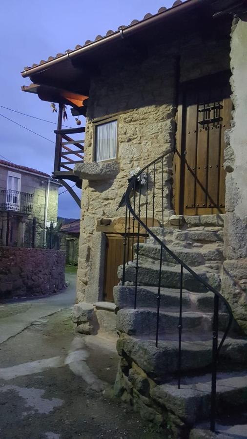 A Paragueria Sas de Penelas Exterior foto