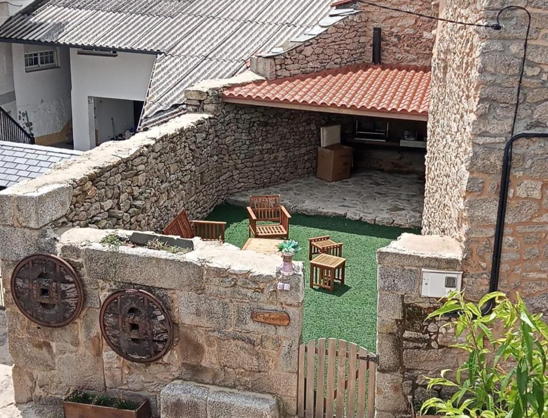 A Paragueria Sas de Penelas Exterior foto